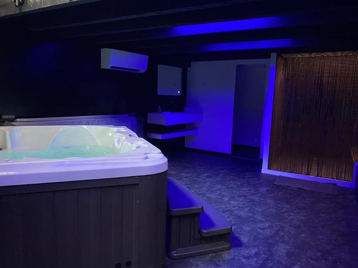 Mieuxqualhotel Jacuzzi Privatif La Retro بوردو المظهر الخارجي الصورة