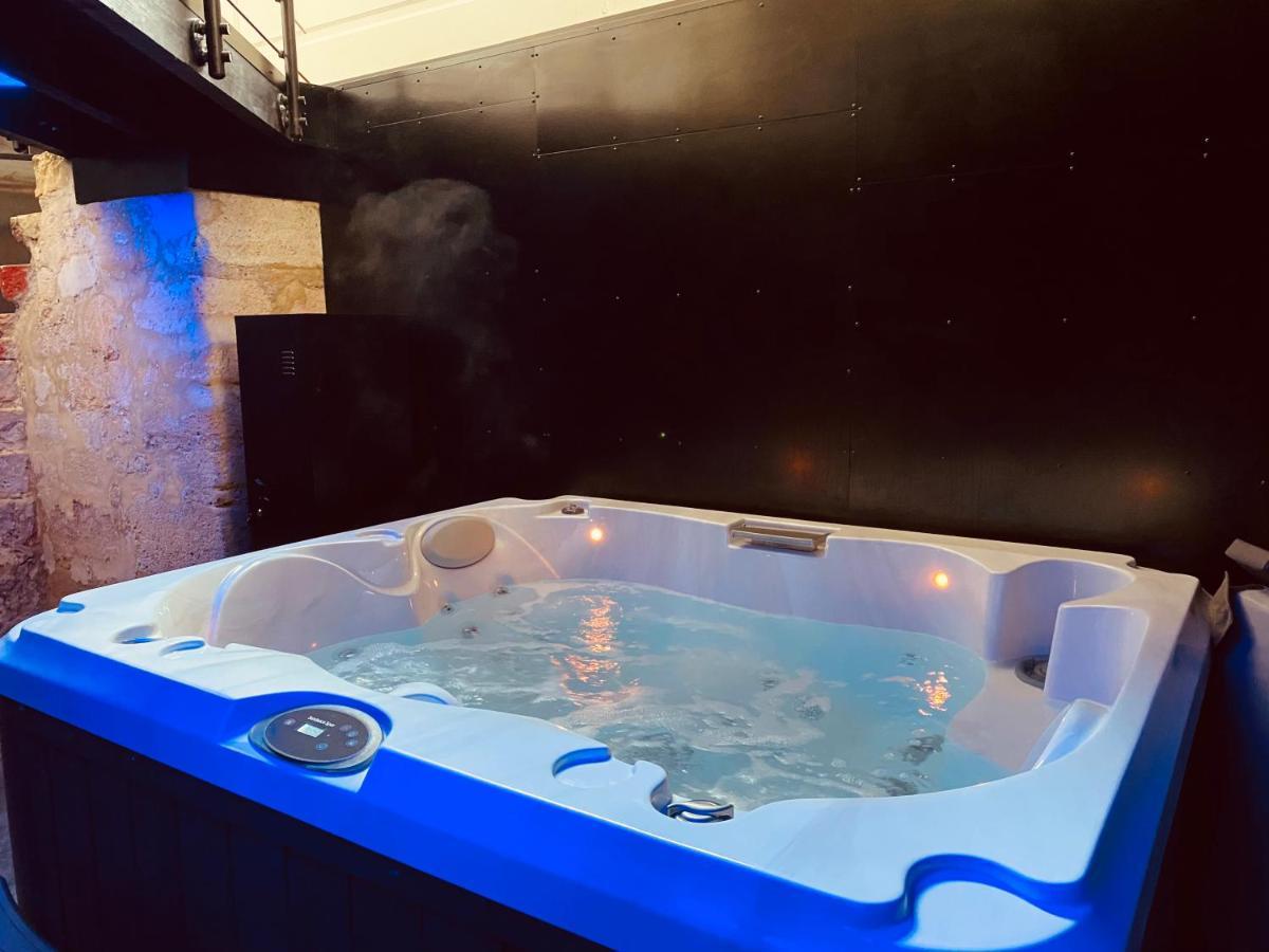 Mieuxqualhotel Jacuzzi Privatif La Retro بوردو المظهر الخارجي الصورة