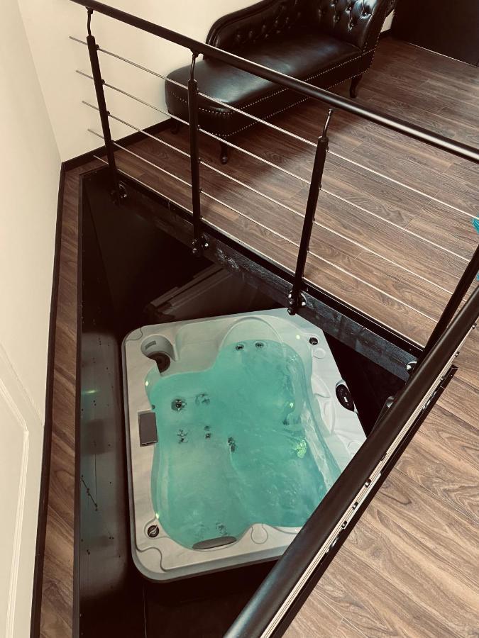 Mieuxqualhotel Jacuzzi Privatif La Retro بوردو المظهر الخارجي الصورة