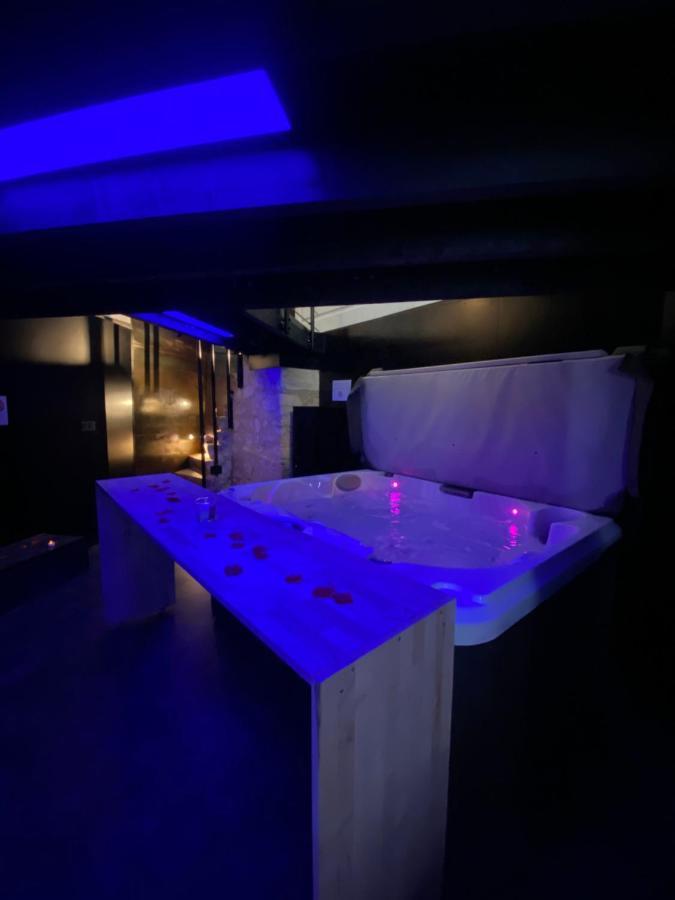 Mieuxqualhotel Jacuzzi Privatif La Retro بوردو المظهر الخارجي الصورة