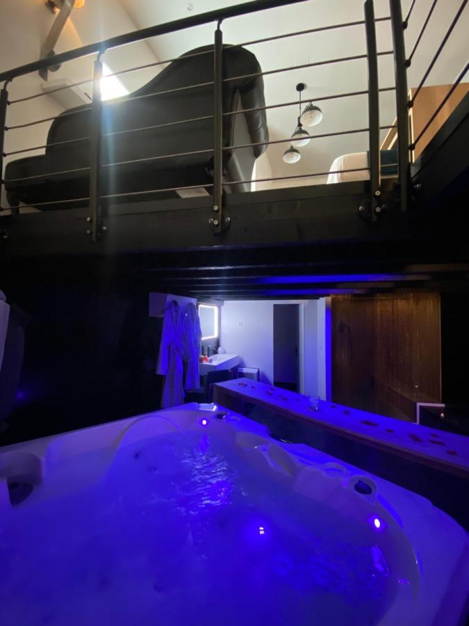 Mieuxqualhotel Jacuzzi Privatif La Retro بوردو المظهر الخارجي الصورة