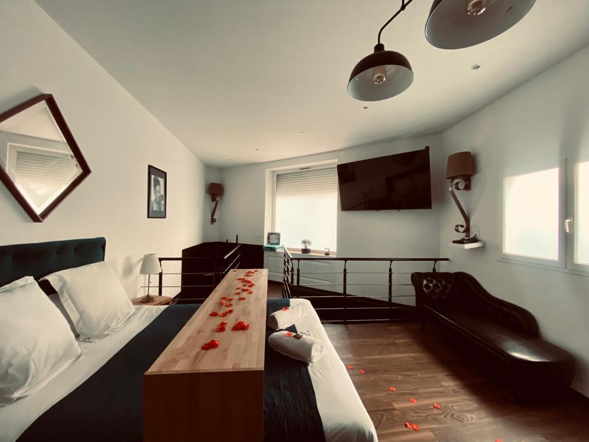 Mieuxqualhotel Jacuzzi Privatif La Retro بوردو المظهر الخارجي الصورة